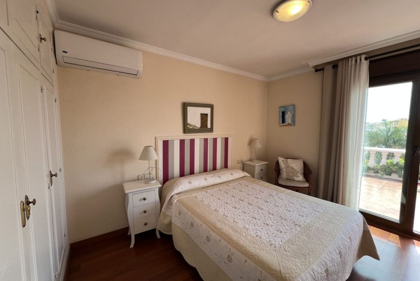 R5056666-Villa-For-Sale-Marbella-Detached-8-Beds-450-Built-13