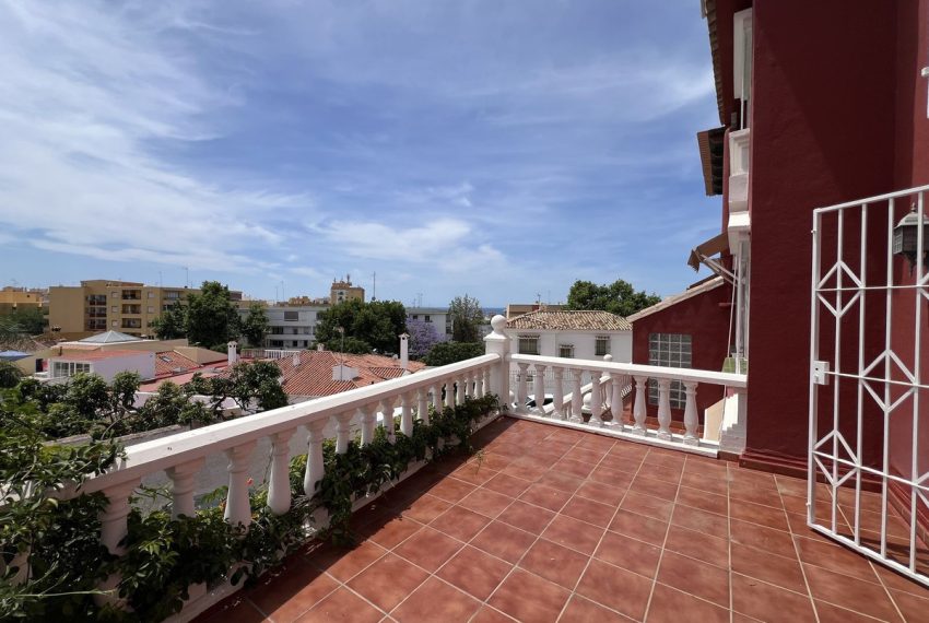 R5056666-Villa-For-Sale-Marbella-Detached-8-Beds-450-Built-17