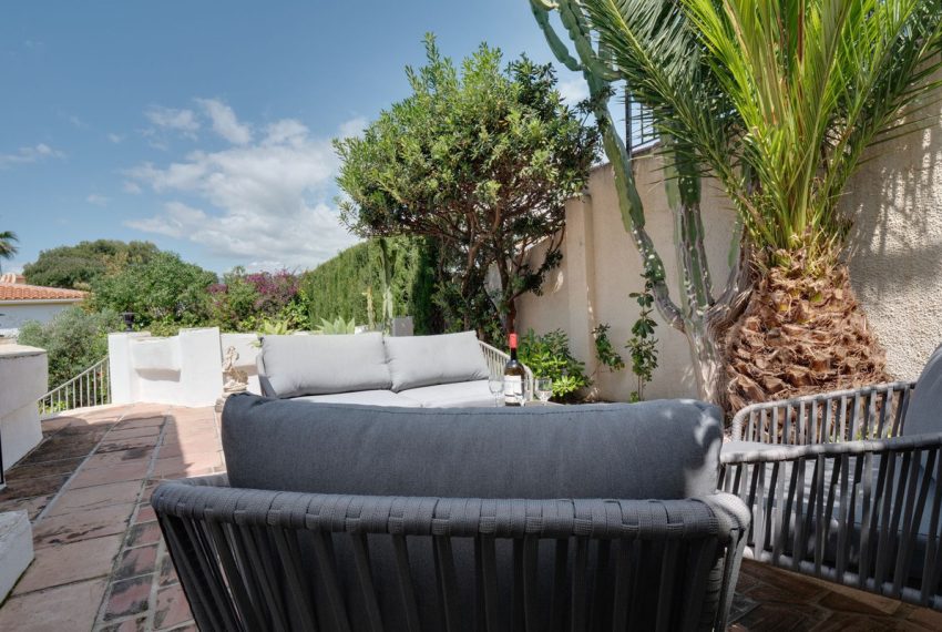 R5057161-Villa-For-Sale-Elviria-Detached-4-Beds-220-Built-15