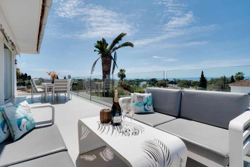 R5057161-Villa-For-Sale-Elviria-Detached-4-Beds-220-Built