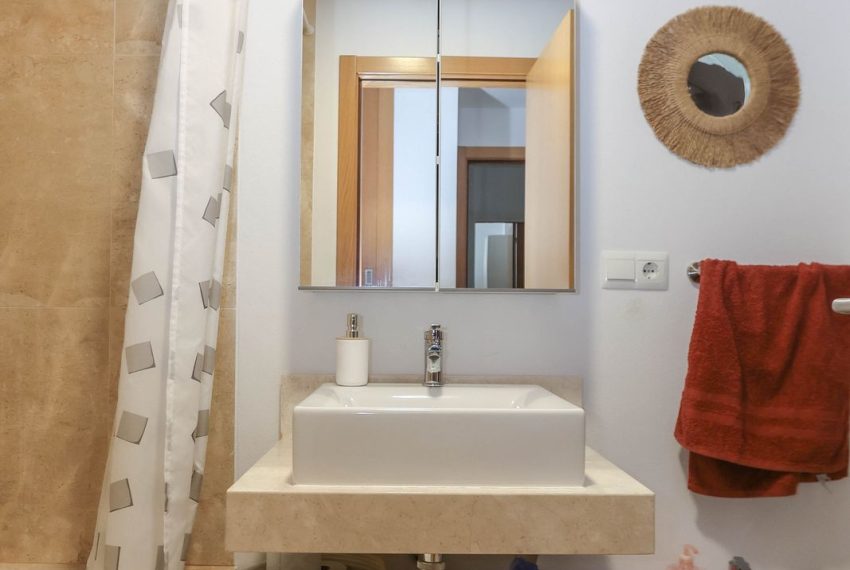 R5057464-Apartment-For-Sale-Guaro-Ground-Floor-2-Beds-92-Built-18