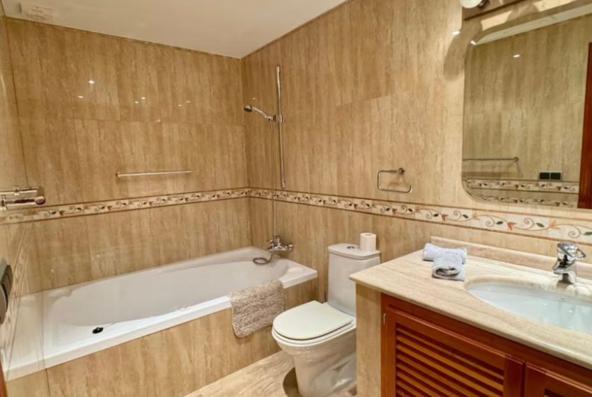 R5057566-Villa-For-Sale-Benahavis-Detached-5-Beds-815-Built-15