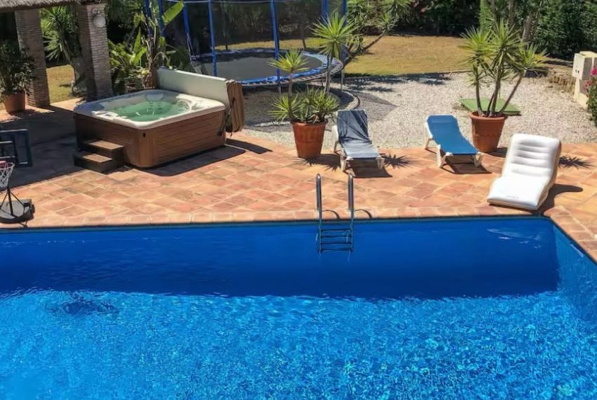 R5057566-Villa-For-Sale-Benahavis-Detached-5-Beds-815-Built-18