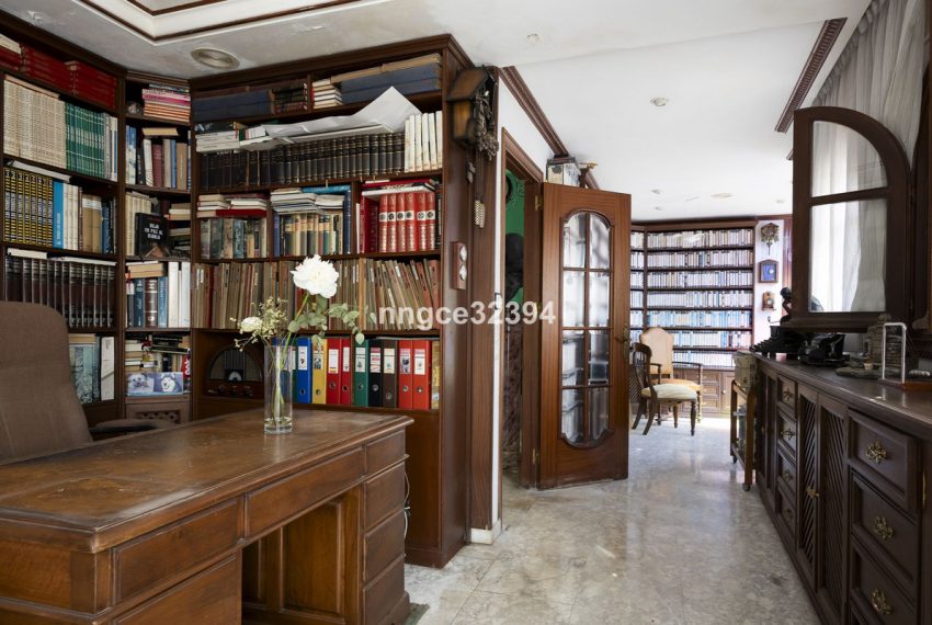 R5057755-Villa-For-Sale-San-Pedro-de-Alcantara-Detached-8-Beds-500-Built-10