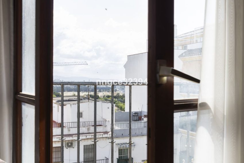 R5057755-Villa-For-Sale-San-Pedro-de-Alcantara-Detached-8-Beds-500-Built-4