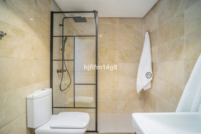 R5057896-Apartment-For-Sale-Nueva-Andalucia-Ground-Floor-2-Beds-75-Built-11