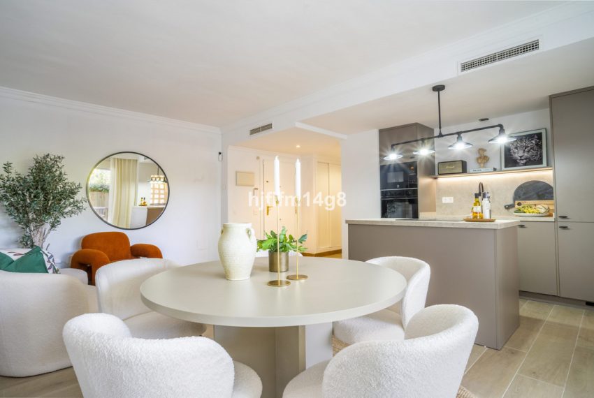 R5057896-Apartment-For-Sale-Nueva-Andalucia-Ground-Floor-2-Beds-75-Built-3