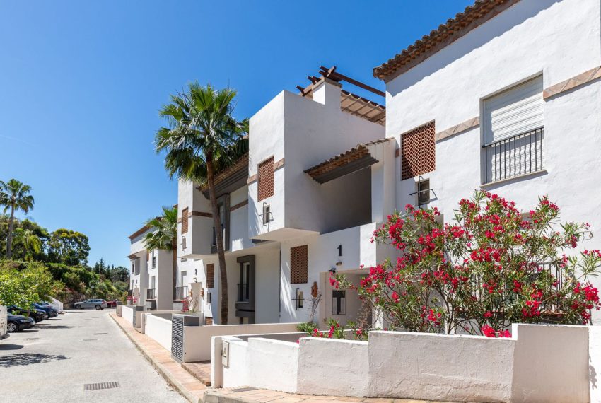 R5058166-Apartment-For-Sale-Los-Arqueros-Penthouse-2-Beds-79-Built-1