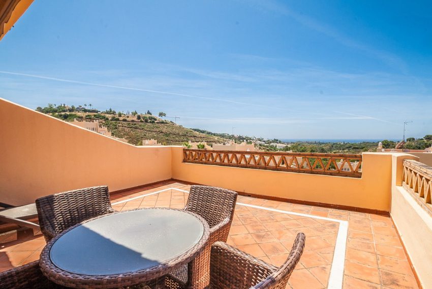 R5058343-Apartment-For-Sale-Elviria-Middle-Floor-2-Beds-90-Built