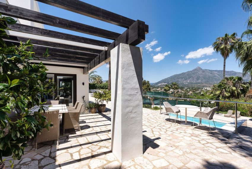 R5058385-Villa-For-Sale-Nueva-Andalucia-Detached-4-Beds-351-Built-12