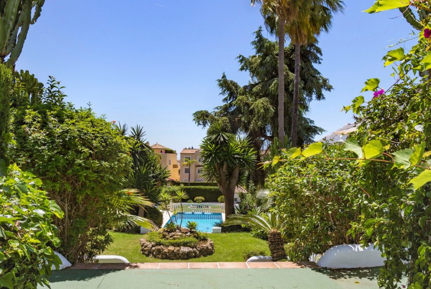R5058511-Villa-For-Sale-The-Golden-Mile-Semi-Detached-3-Beds-147-Built-3