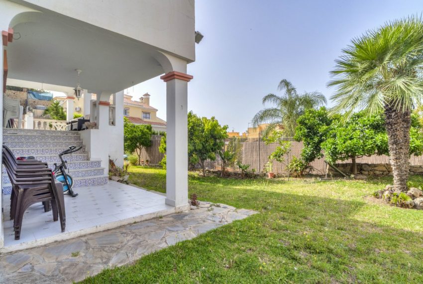 R5058622-Villa-For-Sale-Marbella-Detached-5-Beds-471-Built-1