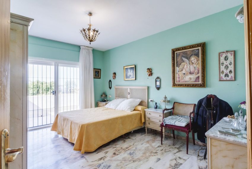 R5058622-Villa-For-Sale-Marbella-Detached-5-Beds-471-Built-19