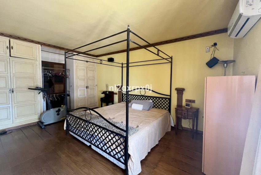 R5059027-Villa-For-Sale-The-Golden-Mile-Semi-Detached-2-Beds-158-Built-17