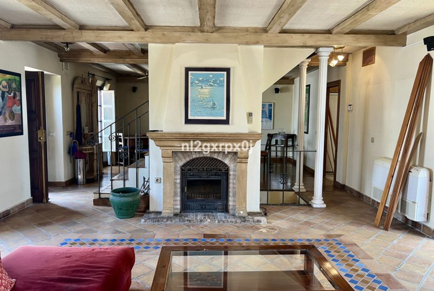 R5059027-Villa-For-Sale-The-Golden-Mile-Semi-Detached-2-Beds-158-Built-5