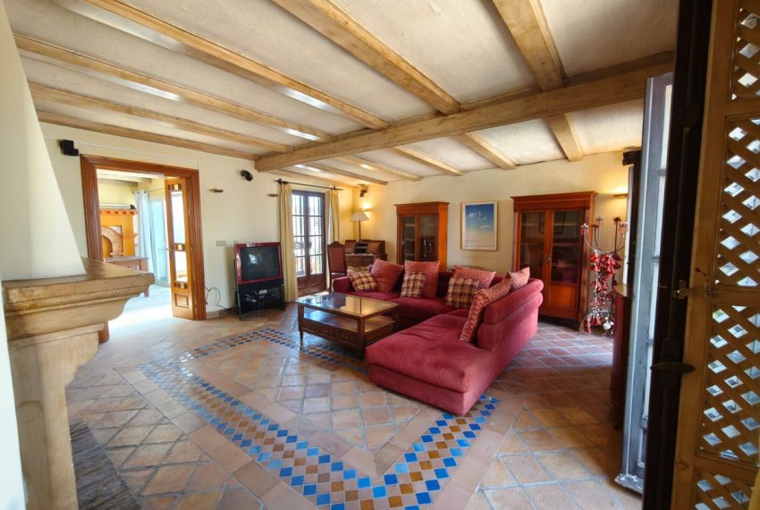 R5059045-Villa-For-Sale-Marbella-Semi-Detached-3-Beds-167-Built-3