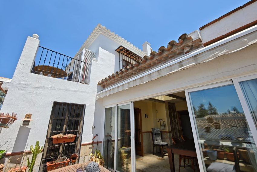R5059045-Villa-For-Sale-Marbella-Semi-Detached-3-Beds-167-Built-9