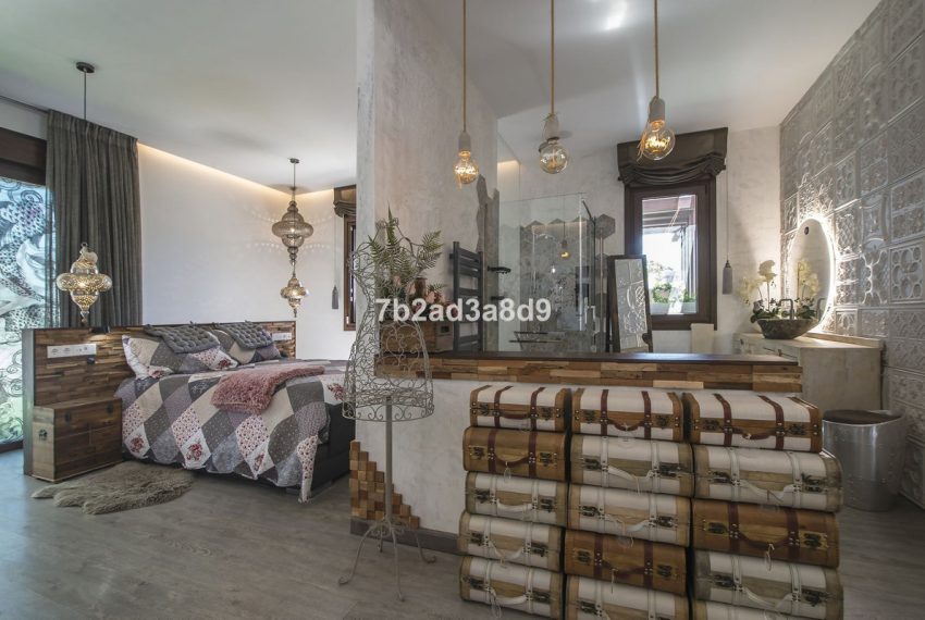 R5059105-Villa-For-Sale-Benahavis-Detached-6-Beds-570-Built-12