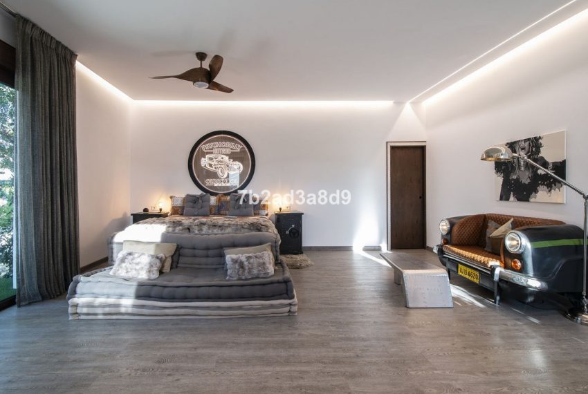 R5059105-Villa-For-Sale-Benahavis-Detached-6-Beds-570-Built-13