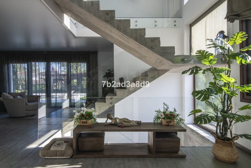 R5059105-Villa-For-Sale-Benahavis-Detached-6-Beds-570-Built-5