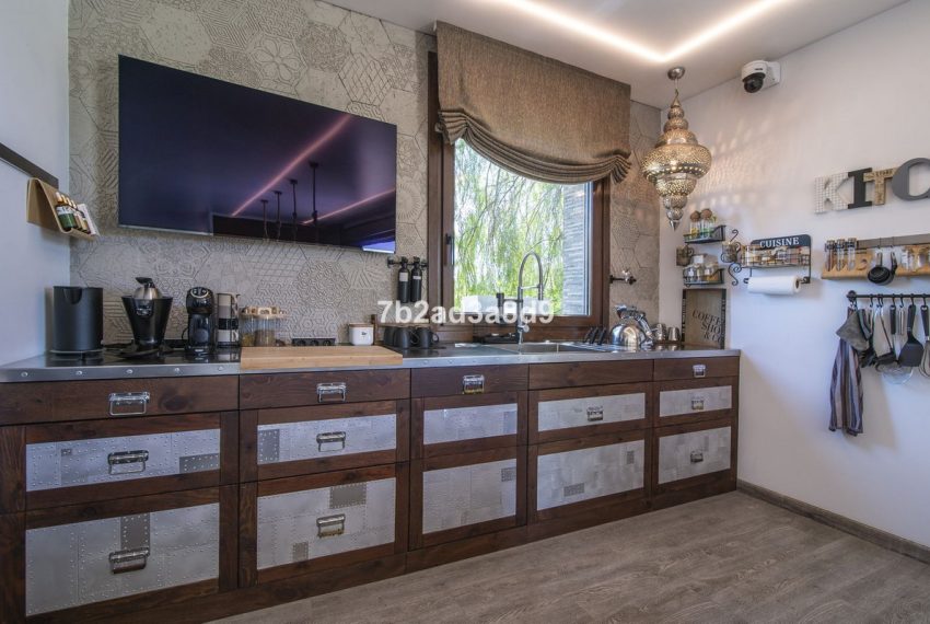 R5059105-Villa-For-Sale-Benahavis-Detached-6-Beds-570-Built-6