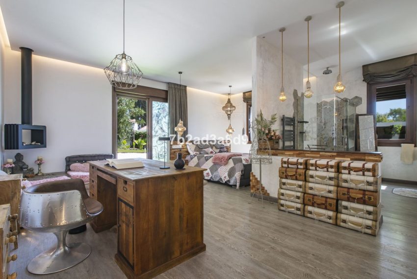 R5059105-Villa-For-Sale-Benahavis-Detached-6-Beds-570-Built-9