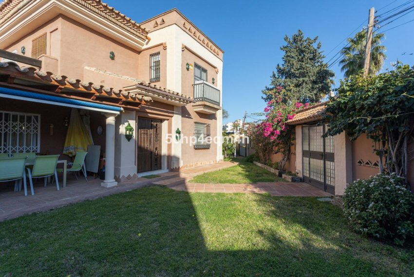 R5060725-Villa-For-Sale-San-Pedro-de-Alcantara-Detached-4-Beds-187-Built-11