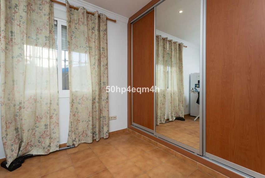 R5060725-Villa-For-Sale-San-Pedro-de-Alcantara-Detached-4-Beds-187-Built-19
