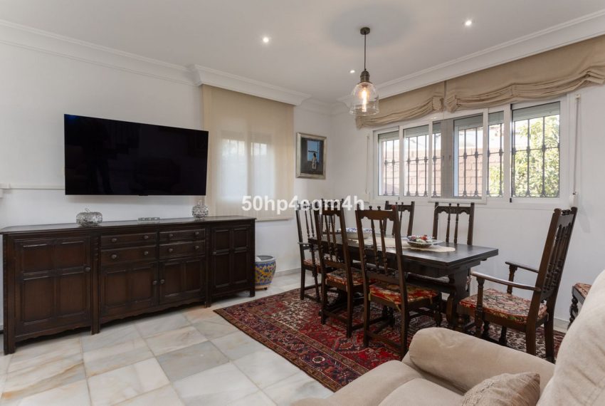 R5060725-Villa-For-Sale-San-Pedro-de-Alcantara-Detached-4-Beds-187-Built-2