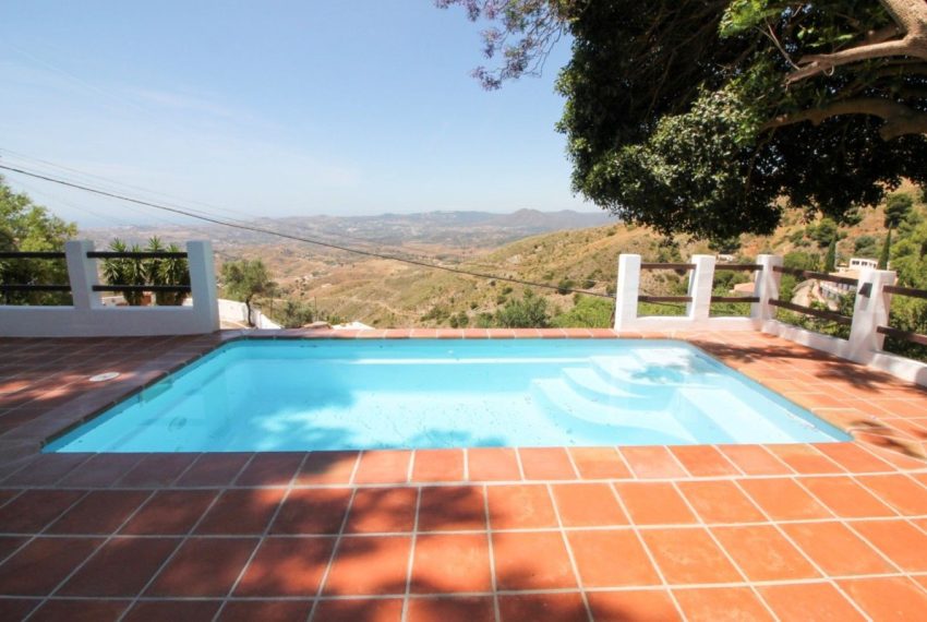 R5060827-Villa-For-Sale-Mijas-Detached-3-Beds-170-Built-1