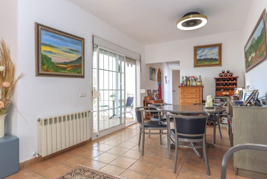 R5060884-Villa-For-Sale-Guaro-Detached-3-Beds-143-Built-10