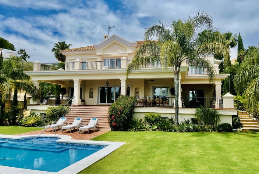 R5061052-Villa-For-Sale-Benahavis-Detached-6-Beds-711-Built-1