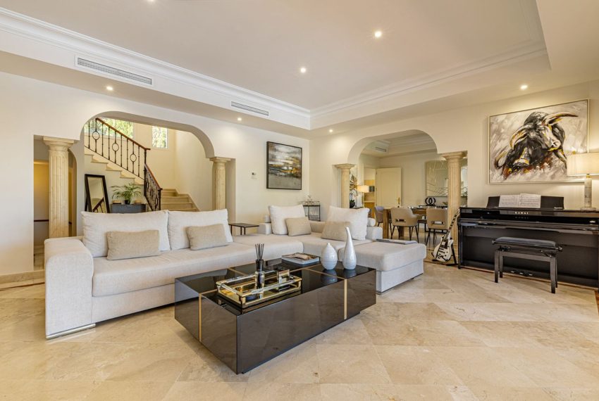R5061052-Villa-For-Sale-Benahavis-Detached-6-Beds-711-Built-12