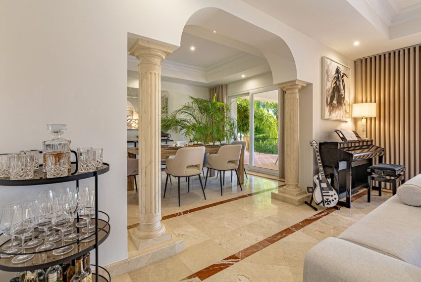 R5061052-Villa-For-Sale-Benahavis-Detached-6-Beds-711-Built-14