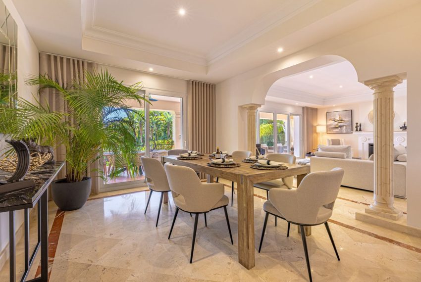 R5061052-Villa-For-Sale-Benahavis-Detached-6-Beds-711-Built-15