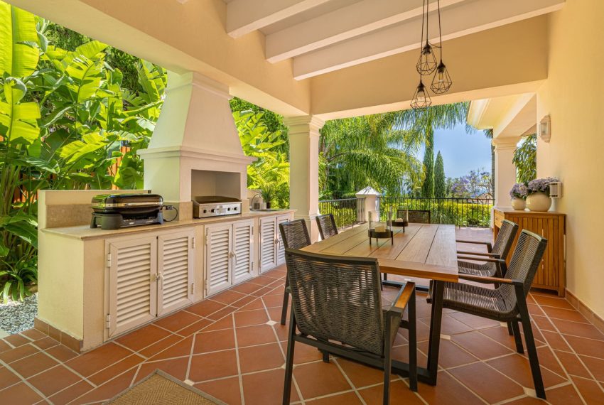 R5061052-Villa-For-Sale-Benahavis-Detached-6-Beds-711-Built-9