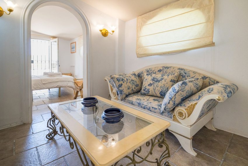 R5061076-Villa-For-Sale-Estepona-Detached-6-Beds-635-Built-18