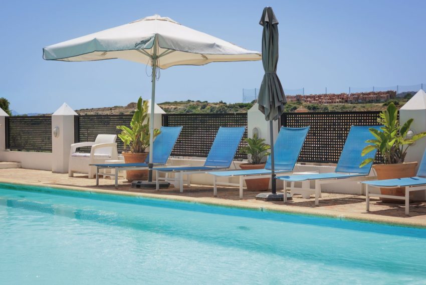 R5061076-Villa-For-Sale-Estepona-Detached-6-Beds-635-Built-3