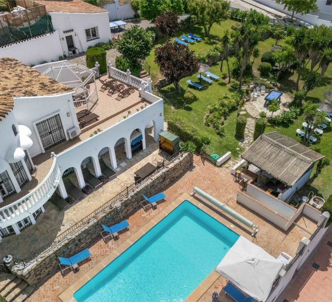 R5061076-Image 1-Detached - 6 Beds - 635 Built