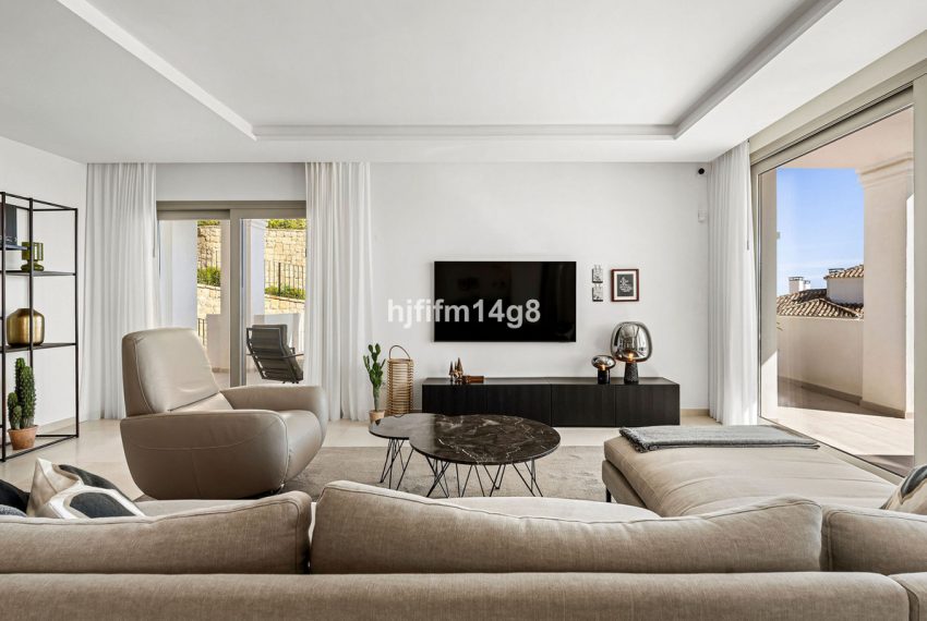 R5061166-Apartment-For-Sale-Nueva-Andalucia-Middle-Floor-3-Beds-158-Built-4
