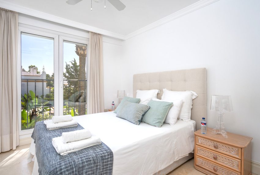 R5061232-Apartment-For-Sale-The-Golden-Mile-Middle-Floor-3-Beds-182-Built-6