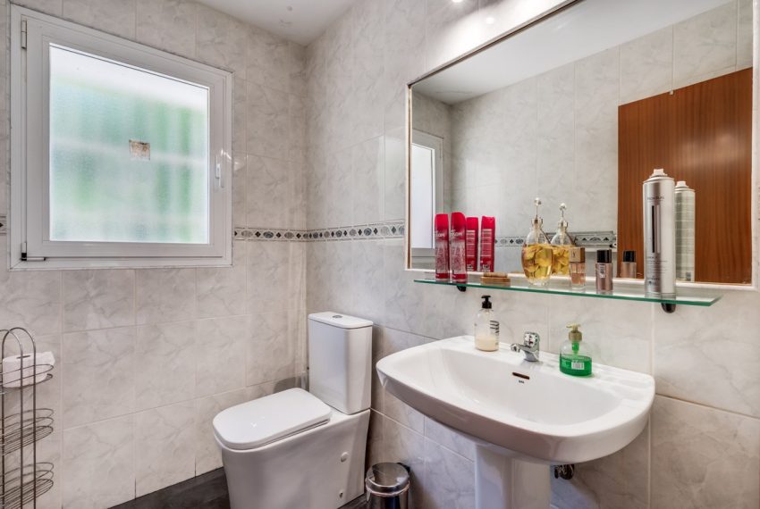 R5061265-Villa-For-Sale-Benahavis-Detached-3-Beds-266-Built-16