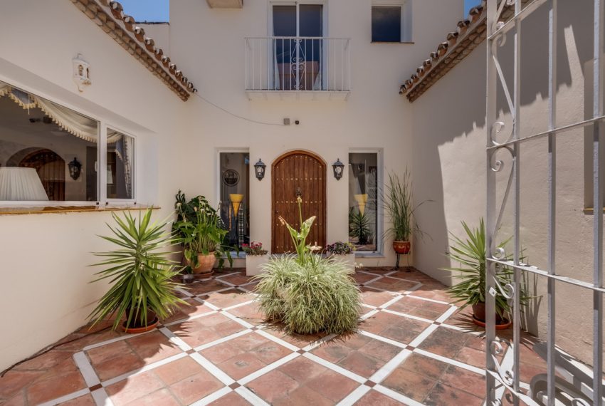 R5061265-Villa-For-Sale-Benahavis-Detached-3-Beds-266-Built-6