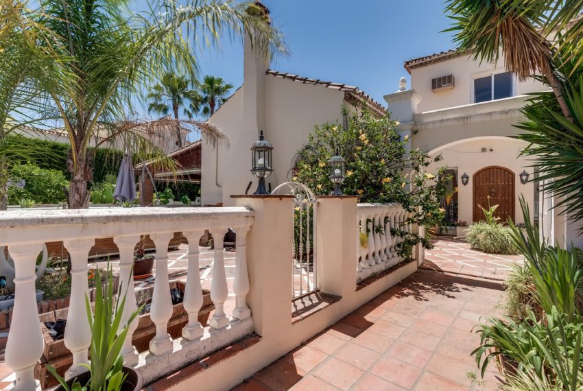 R5061265-Villa-For-Sale-Benahavis-Detached-3-Beds-266-Built