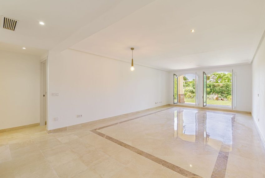 R5061601-Apartment-For-Sale-Los-Arqueros-Ground-Floor-2-Beds-103-Built-2