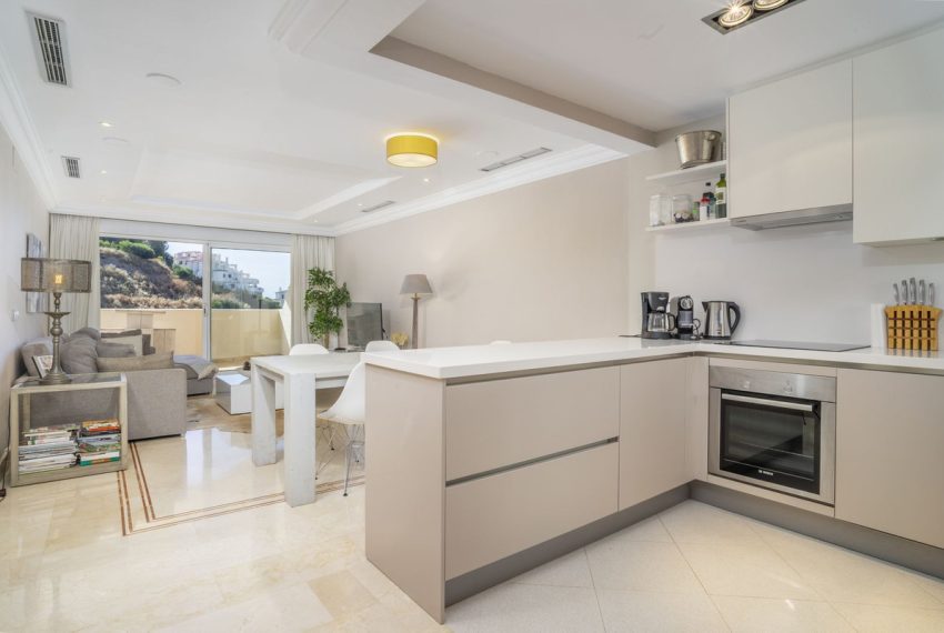 R5061667-Apartment-For-Sale-Nueva-Andalucia-Ground-Floor-2-Beds-120-Built-15