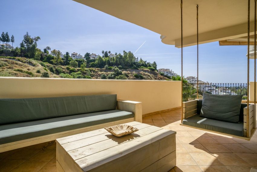 R5061667-Apartment-For-Sale-Nueva-Andalucia-Ground-Floor-2-Beds-120-Built-5