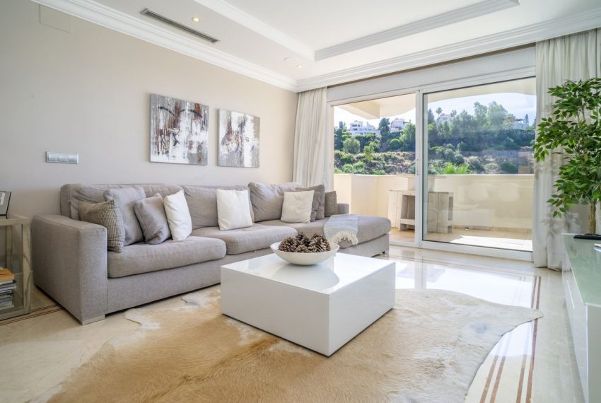 R5061667-Apartment-For-Sale-Nueva-Andalucia-Ground-Floor-2-Beds-120-Built-9
