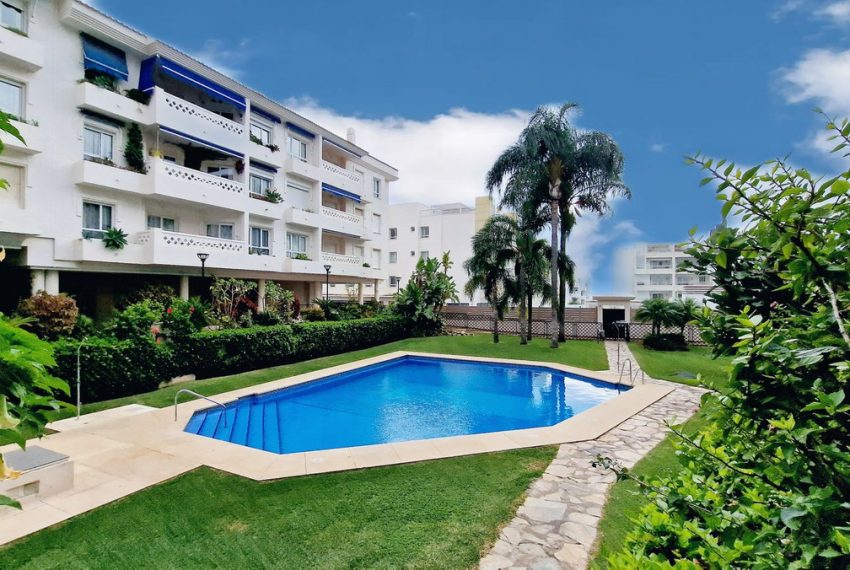 R5061736-Apartment-For-Sale-San-Pedro-de-Alcantara-Penthouse-4-Beds-230-Built-1