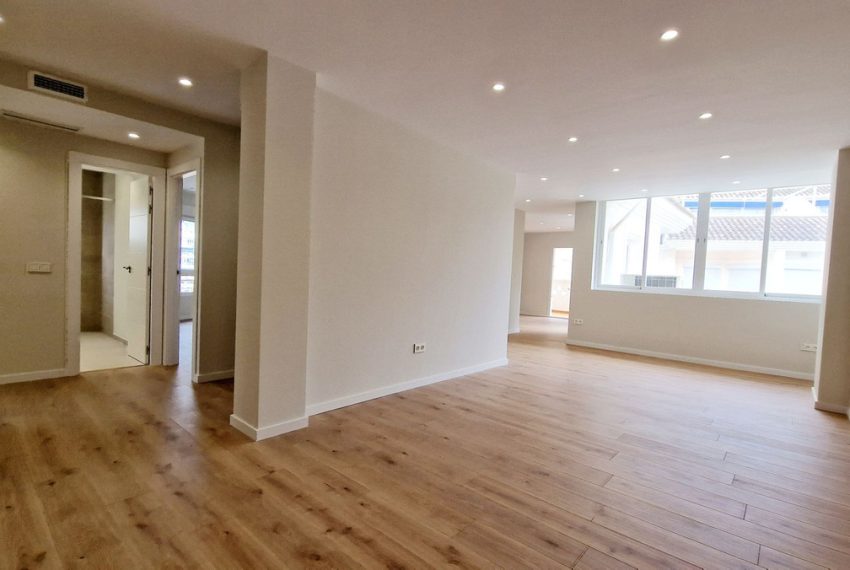 R5061736-Apartment-For-Sale-San-Pedro-de-Alcantara-Penthouse-4-Beds-230-Built-10